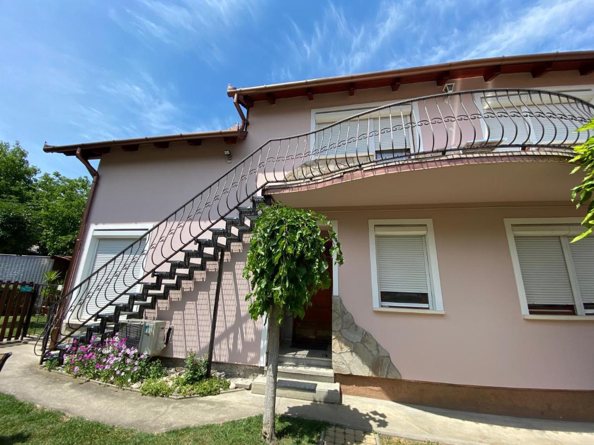 Do-Ti Apartmanhaz บาลาตอนแลลเล ภายนอก รูปภาพ