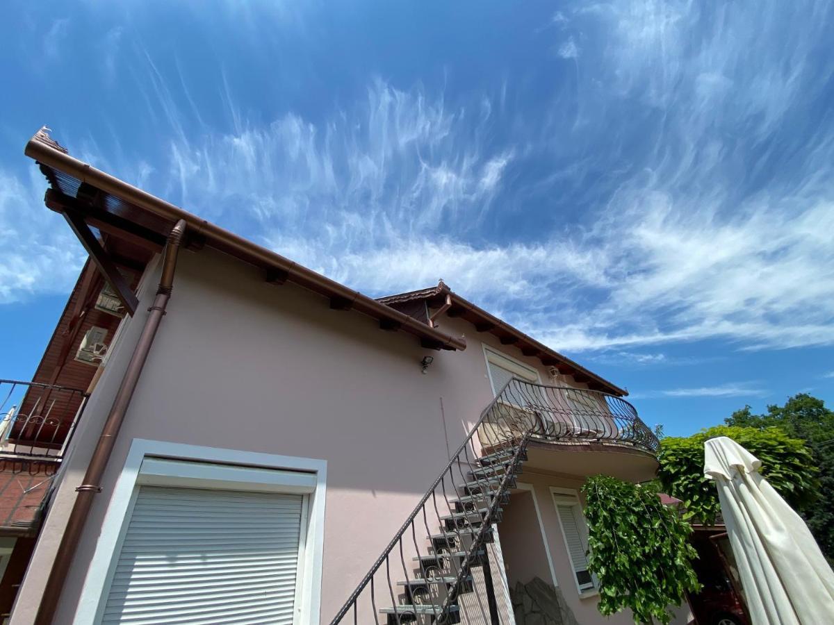 Do-Ti Apartmanhaz บาลาตอนแลลเล ภายนอก รูปภาพ