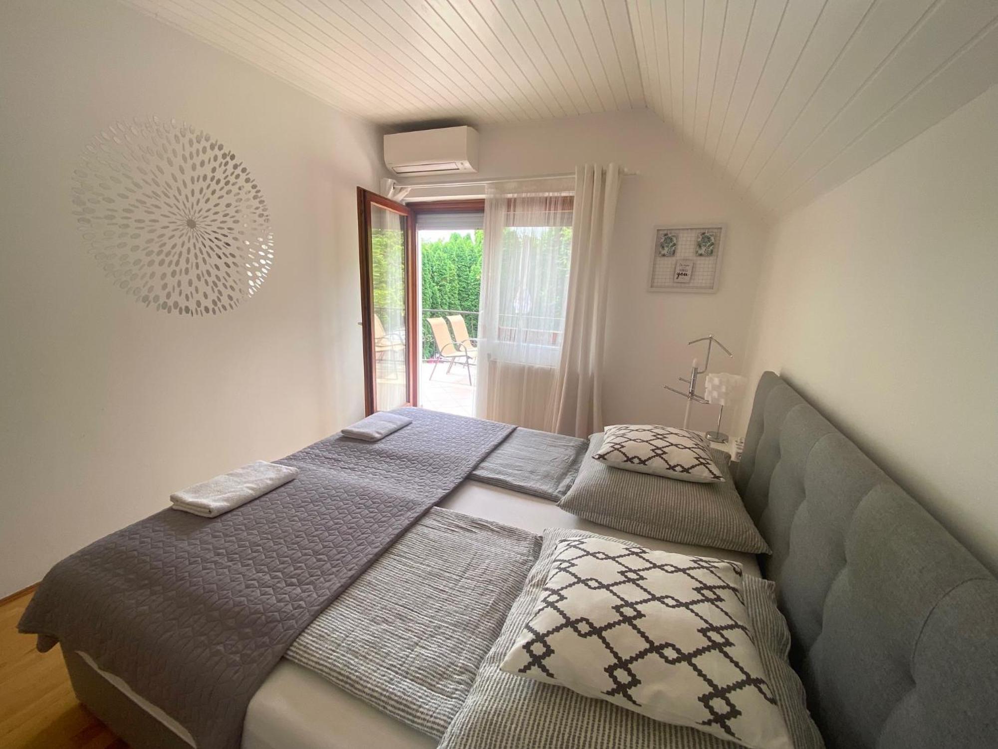 Do-Ti Apartmanhaz บาลาตอนแลลเล ภายนอก รูปภาพ